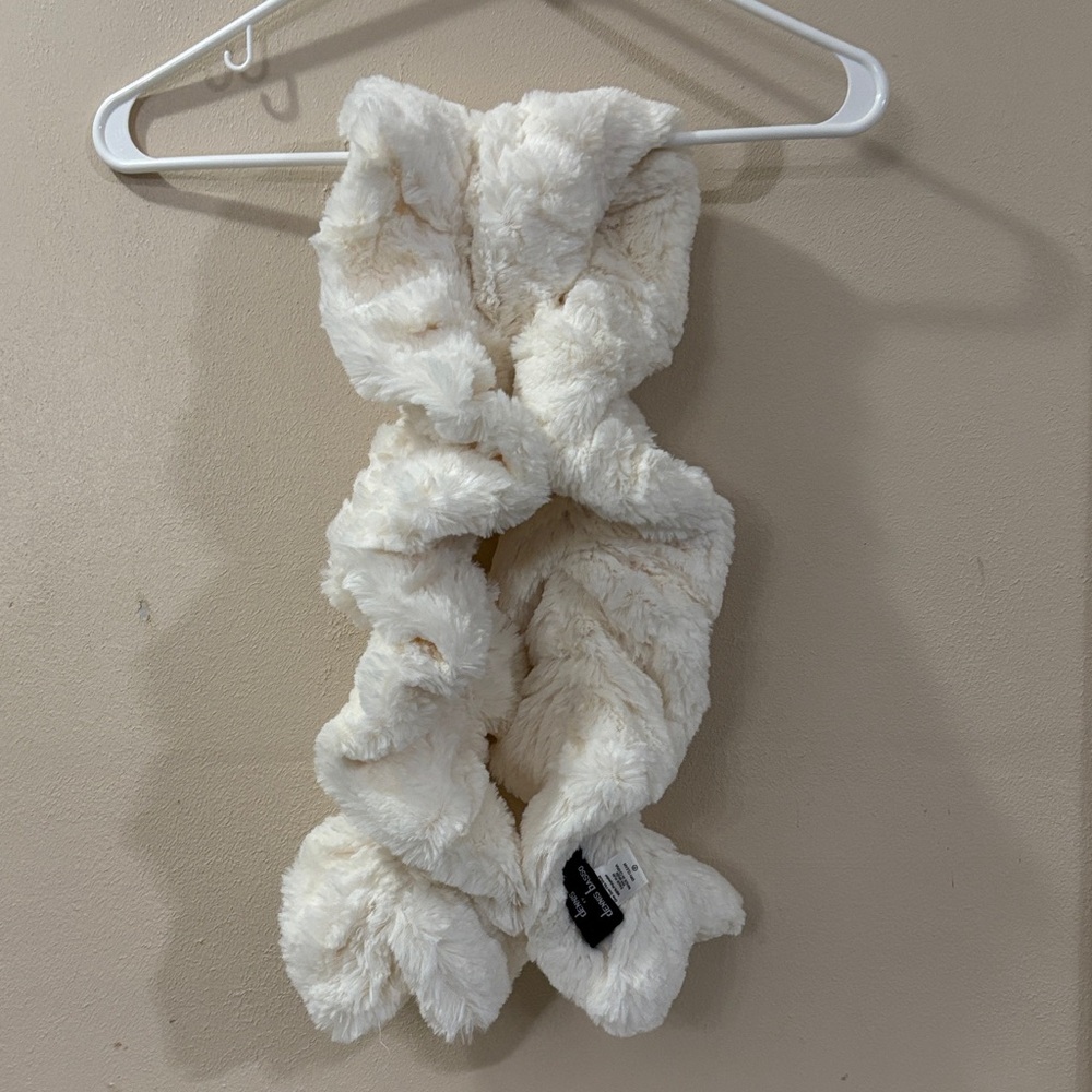 Dennis Basso Cream Faux Fur Scarves Accessory